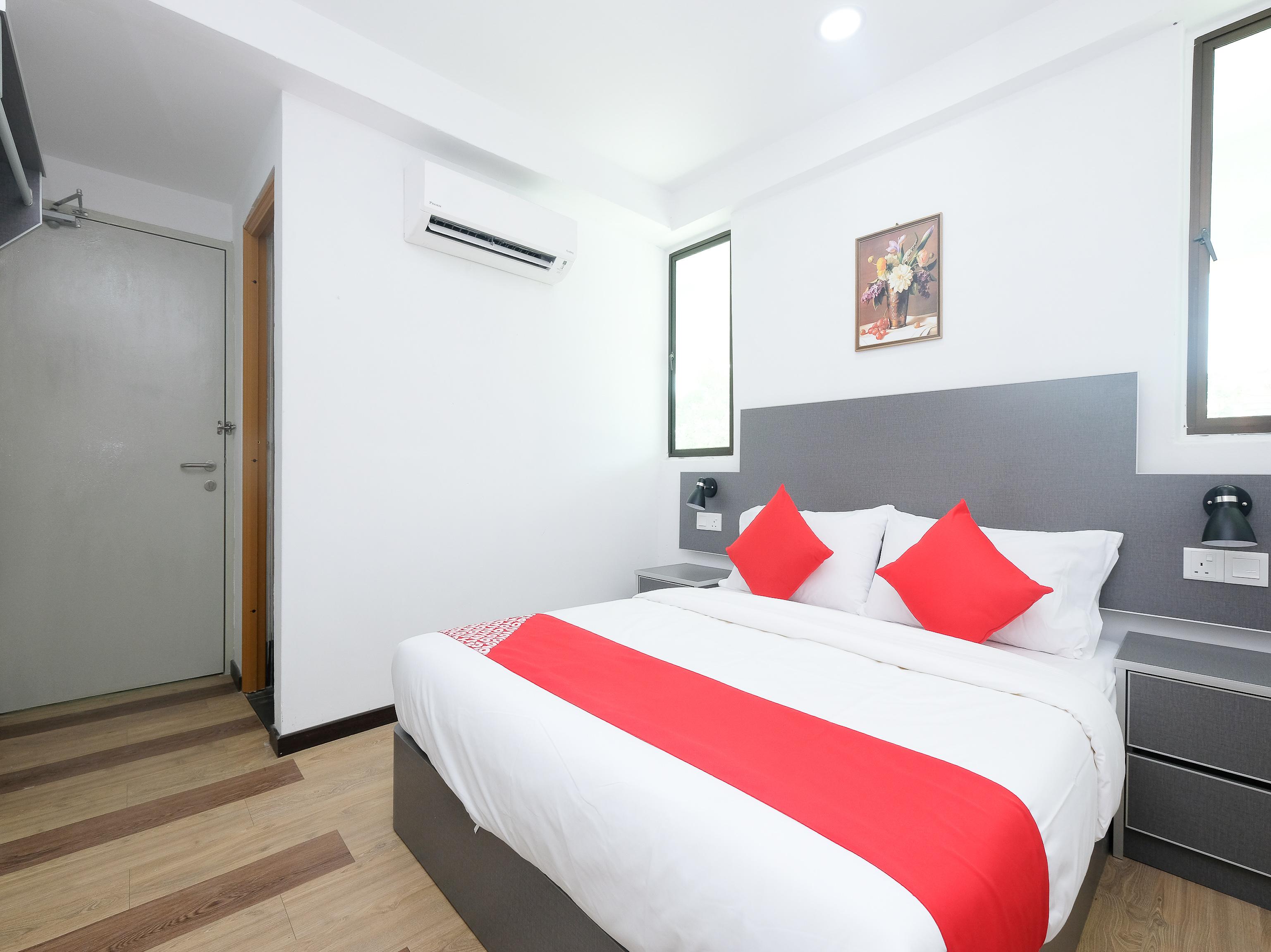 Oyo 44043 First Garden Hotel Kuantan Bagian luar foto