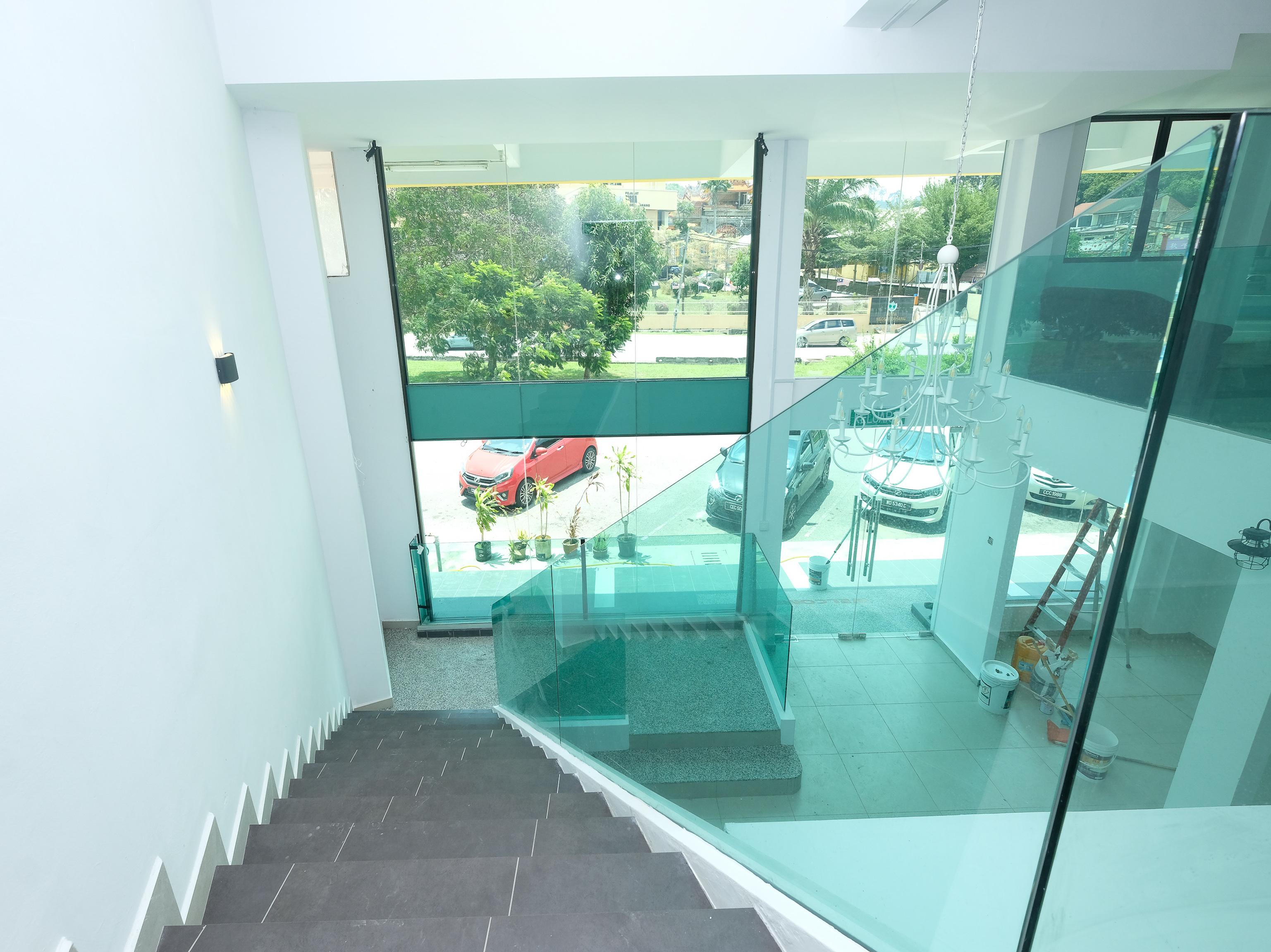 Oyo 44043 First Garden Hotel Kuantan Bagian luar foto